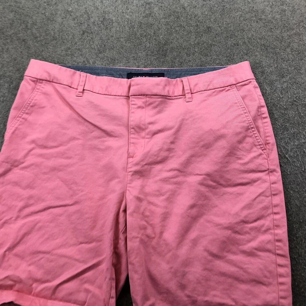 Tommy Hilfiger Shorts Womens 12 Pink Chino Twill Flat Front 9 Inseam Casual